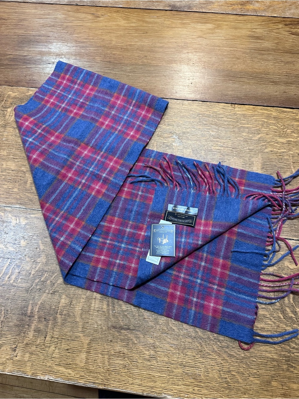 James Pringle Weavers NWT 100% wool Red & Blue Scarf‎